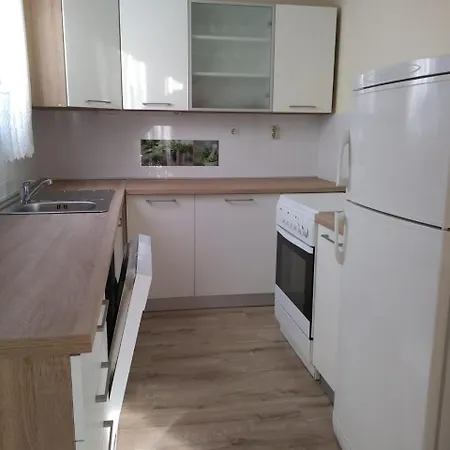 Apartment Jana - Quiet Street - Close To The Sea